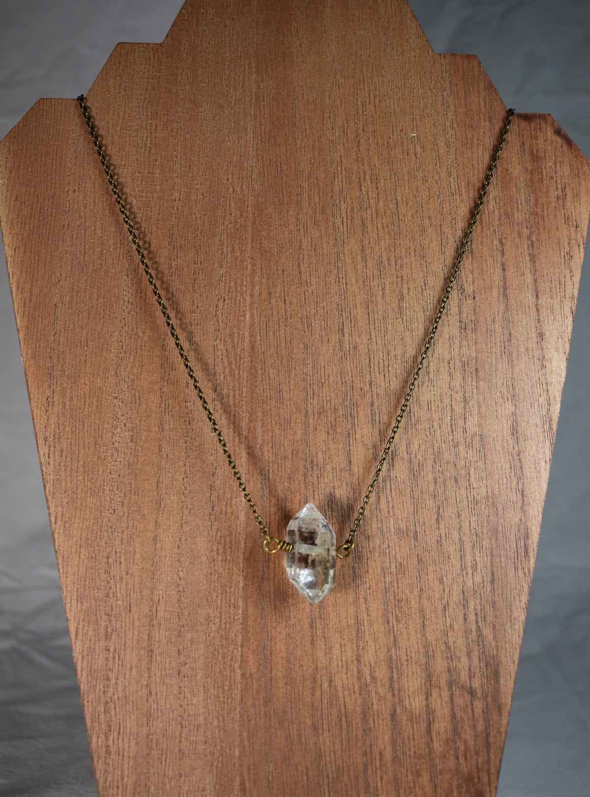 Minimalist Quartz Pendant Necklace